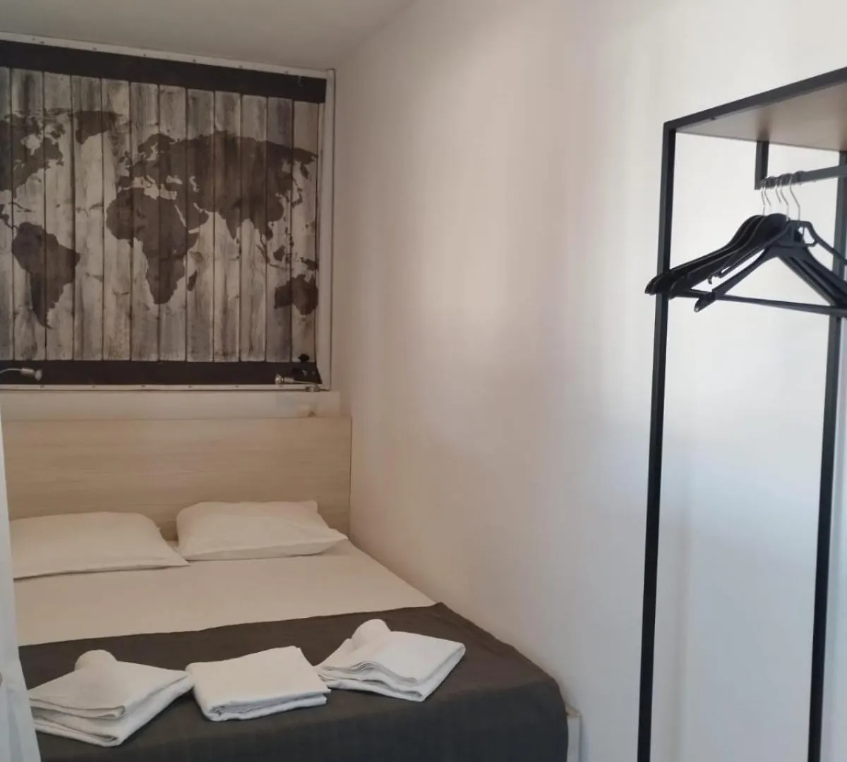 Apartments Lucia Pag Town