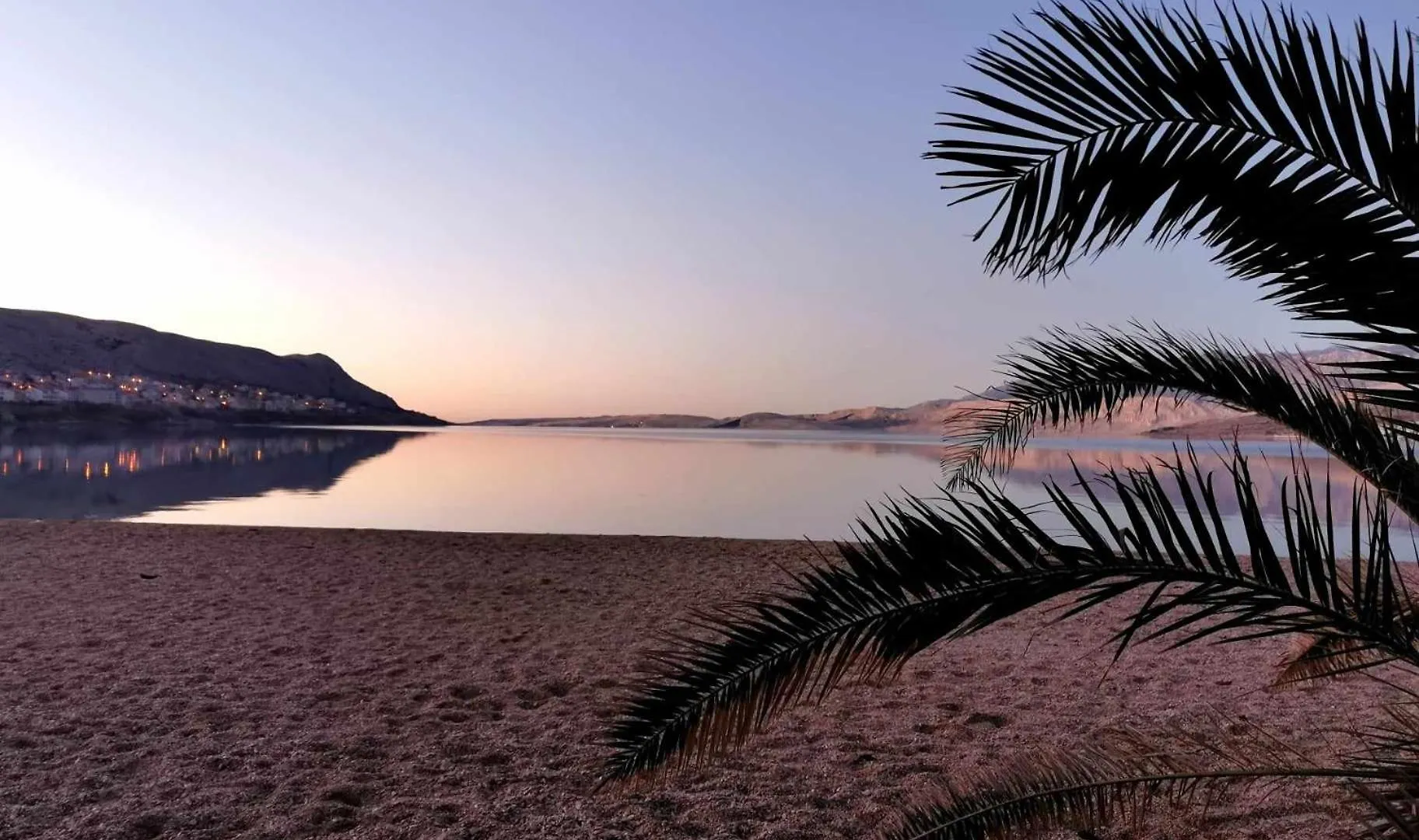 Apartments Lucia Pag Town 0*,  Croazia